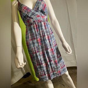 Faded Glory Blue & Pink Plaid Drees